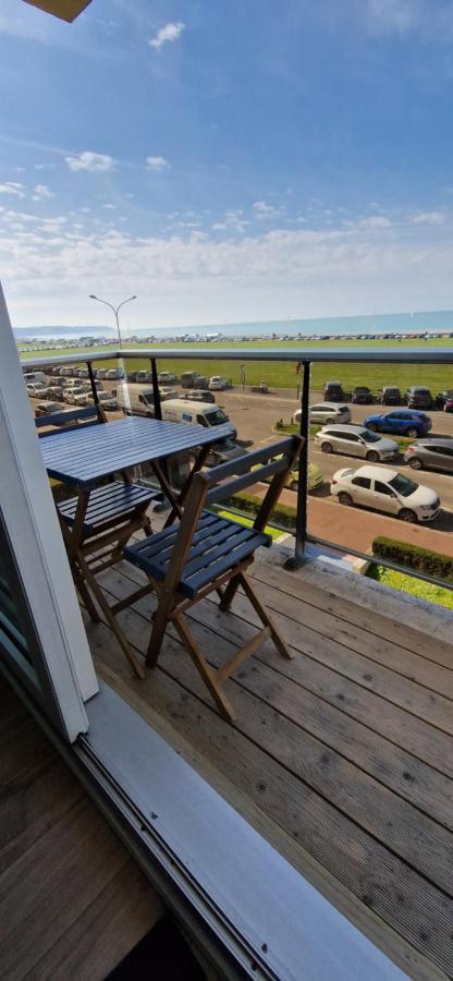 L'Albatre Apartment Dieppe Bagian luar foto
