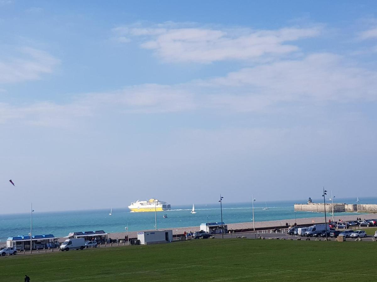 L'Albatre Apartment Dieppe Bagian luar foto